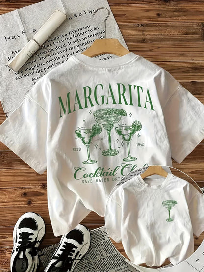 Casual Crew Neck Graphic T-Shirt for Women Featuring a Short Sleeve Design with 'Margarita Cocktail Club' Print