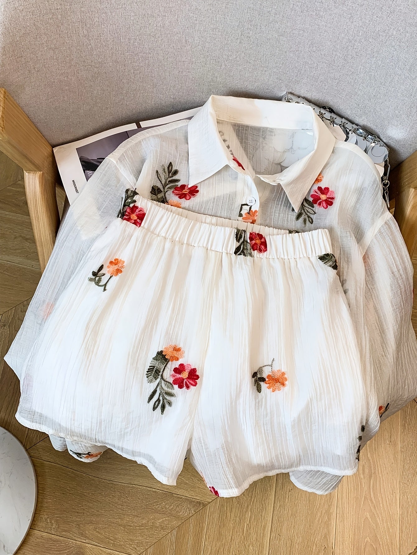 ASD1 Spring/Summer Casual Elegant Vacation Commute Date Outdoor Outfit Romantic Floral Embroidered Long Sleeve Shirt with Elastic Waist Shorts 2pcs Set for Women
